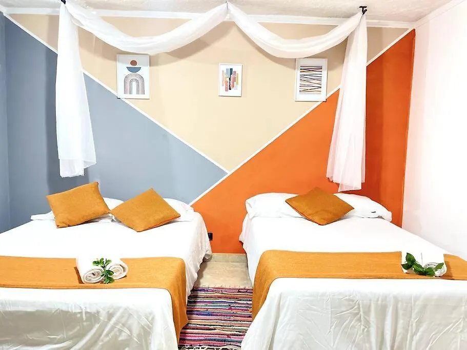 Semesterbostad Tu Hogar En Medellin Para 20 Personas