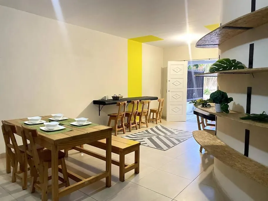 Semesterbostad Tu Hogar En Medellin Para 20 Personas