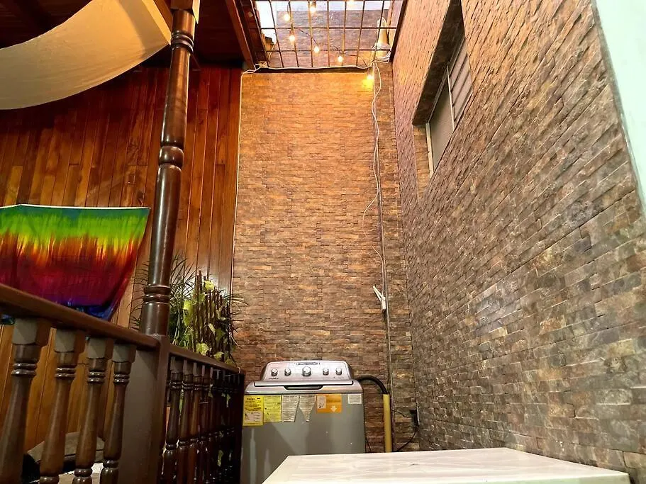 Semesterbostad Tu Hogar En Medellin Para 20 Personas