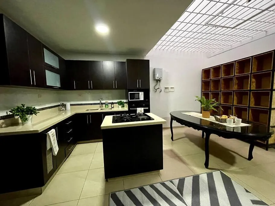 Tu Hogar En Medellin Para 20 Personas 0*,  Colombia